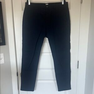 GAP Essential Khaki Skinny Pants